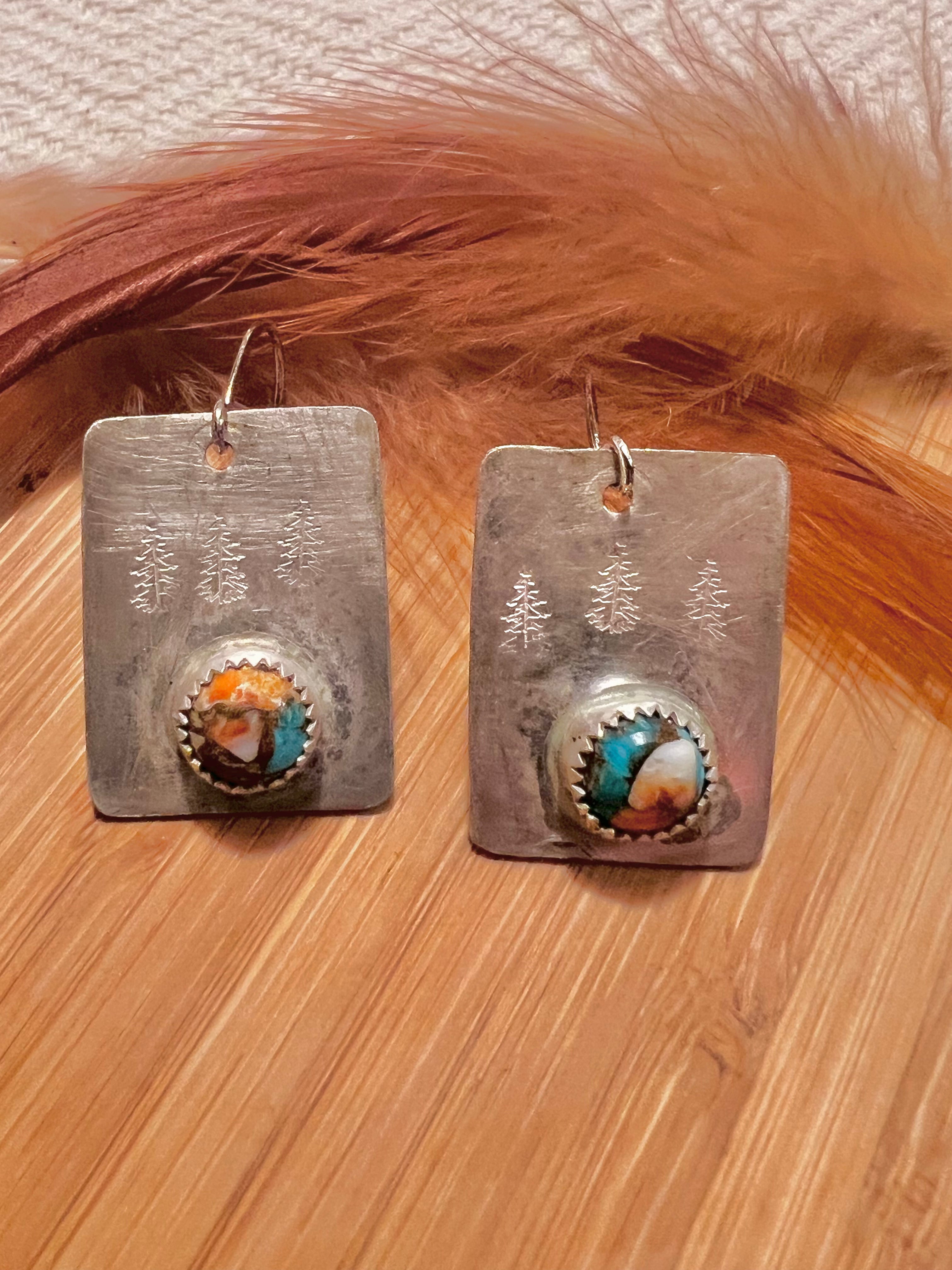 ✺Hand stamped spiny oyster earrings✺