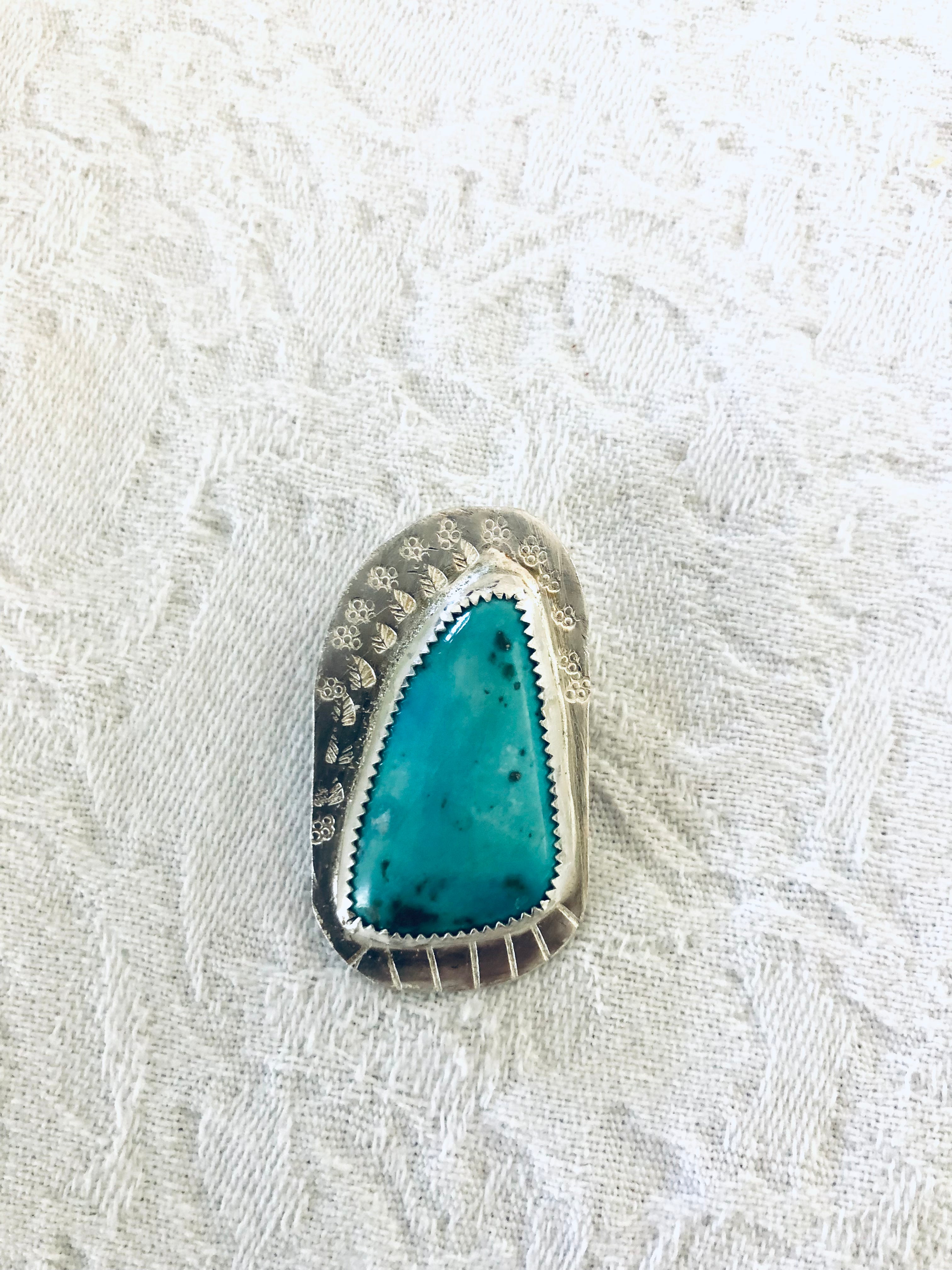 ⚘stamped Royston turquoise pendant⚘